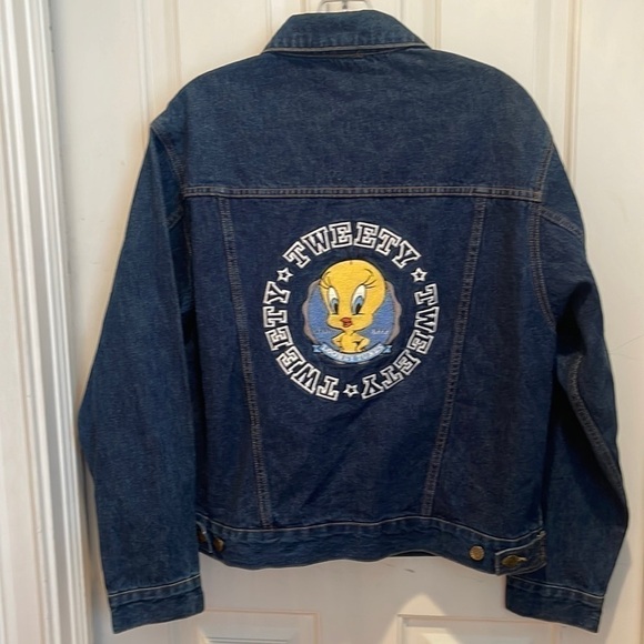 Warner Bros. Studio. Tweety jean Jacket Vintage
